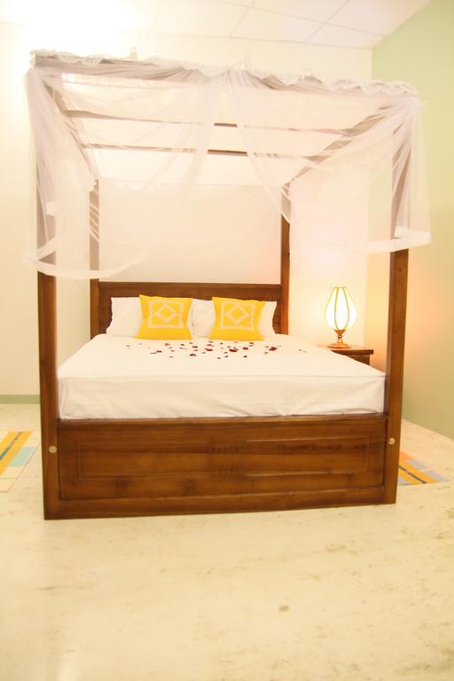 City Stop Colombo Room photo