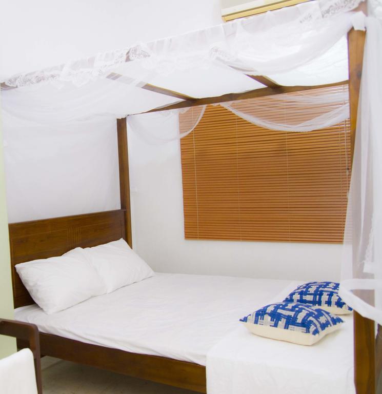 City Stop Colombo Room photo